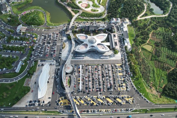 慧眼智行 143万人次打卡！“新网红”柏桥服务区开通满月持续“圈粉”