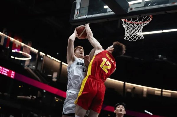 金牛股 曲绍斌终于会用郇斯楠！终结效率拉满主导攻守，强校offer稳了？